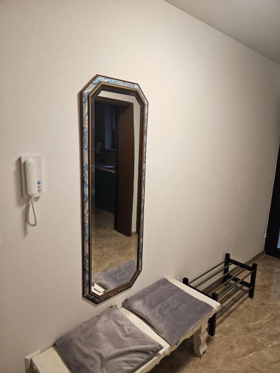 Schoene Wohnung Am Georgenberg Ройтлинген Екстериор снимка