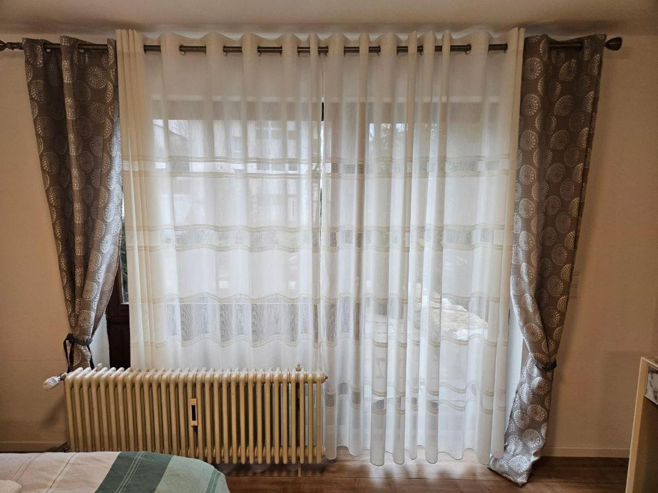 Schoene Wohnung Am Georgenberg Ройтлинген Екстериор снимка